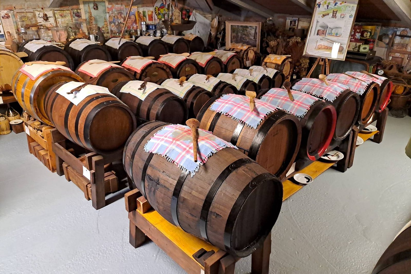 Acetaia Valeri botti aceto balsamico di Modena