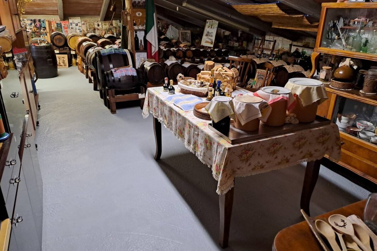 Acetaia Valeri museale, produzione e vendita aceto balsamico di Modena