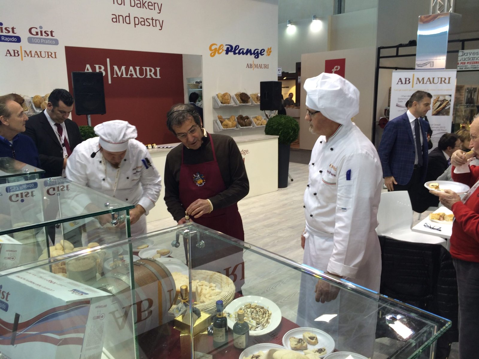 Aceto Balsamico Tradizionale di Modena Acetaia Valeri e AB Mauri